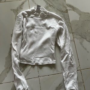 White aritzia turtleneck